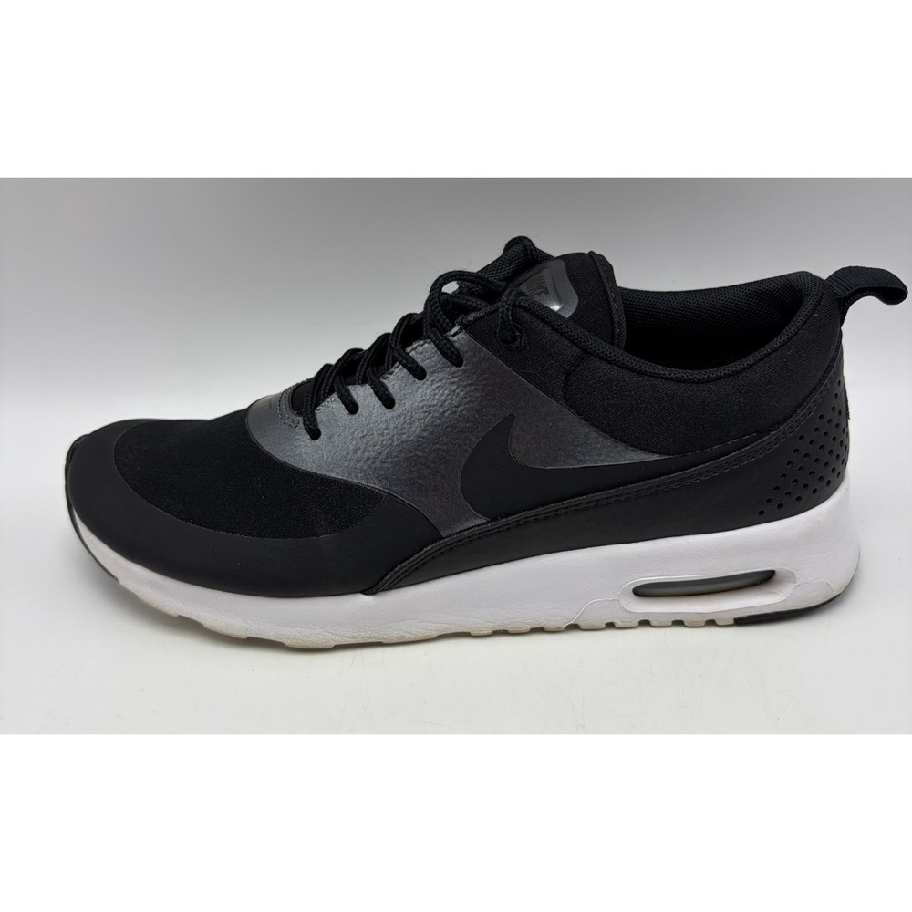 Nike Air Max Thea Sneakers Womens 8 Black White Running Athletic Shoes Casual